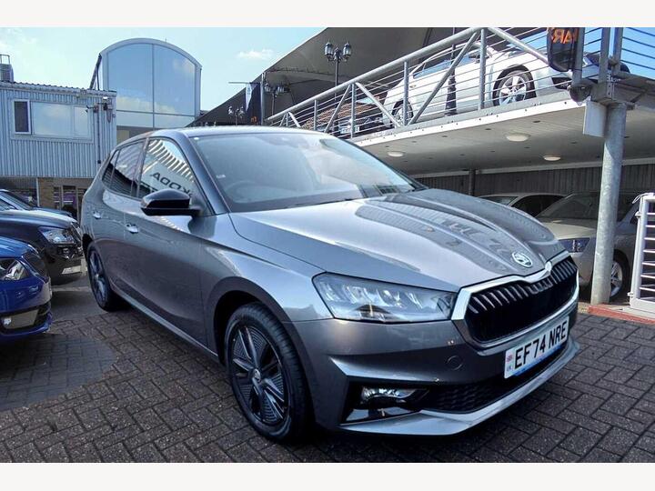 Skoda Fabia 1.0 TSI Colour Edition DSG Euro 6 (s/s) 5dr Skoda Fabia 1.0 TSI Colour Edition DSG Euro 6 (s/s) 5dr