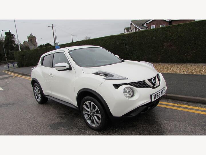 Nissan Juke 1.6 Tekna XTRON Euro 6 5dr