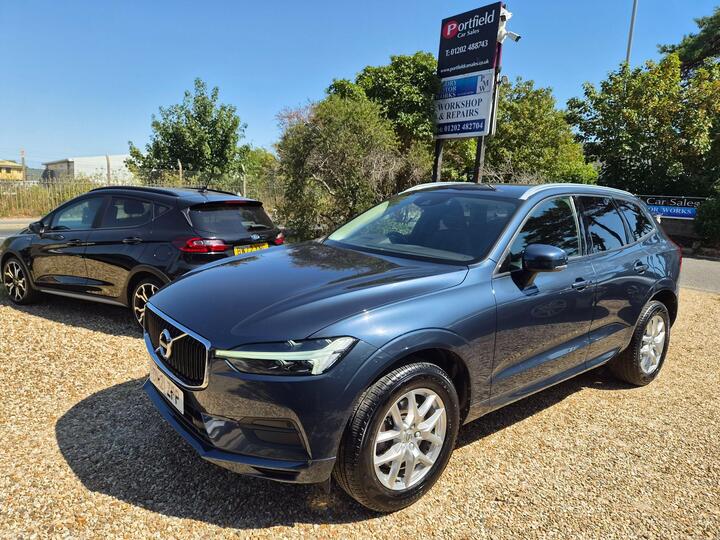 Volvo XC60 2.0 B4 MHEV Momentum Auto Euro 6 (s/s) 5dr