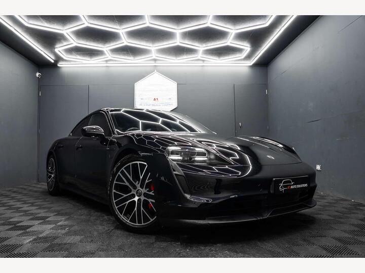 Porsche TAYCAN Performance Plus 93.4kWh 4S Auto 4WD 4dr (11kW Charger) Porsche TAYCAN Performance Plus 93.4kWh 4S Auto 4WD 4dr (11kW Charger)
