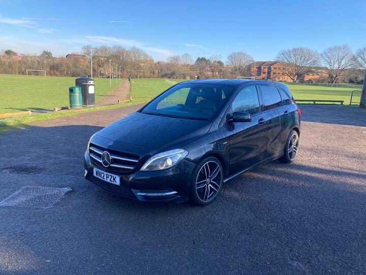 Mercedes-Benz B Class 1.6 B180 BlueEfficiency Sport Euro 5 (s/s) 5dr