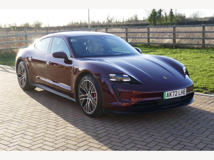 Porsche Taycan Performance Plus 93.4kWh 4S Auto 4WD 4dr (11kW Charger) Porsche Taycan Performance Plus 93.4kWh 4S Auto 4WD 4dr (11kW Charger)