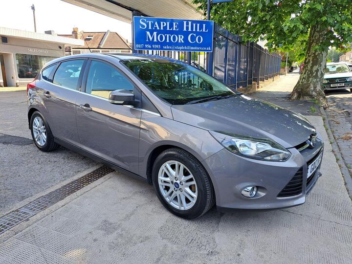 Ford Focus 1.6 Titanium Euro 5 5dr