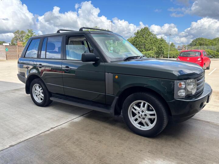 Land Rover Range Rover 3.0 Td6 Vogue Station Wagon Auto 4WD 5dr