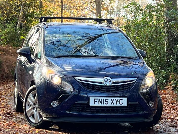 Vauxhall Zafira Tourer 1.8 16V Exclusiv Euro 5 5dr Vauxhall Zafira Tourer 1.8 16V Exclusiv Euro 5 5dr