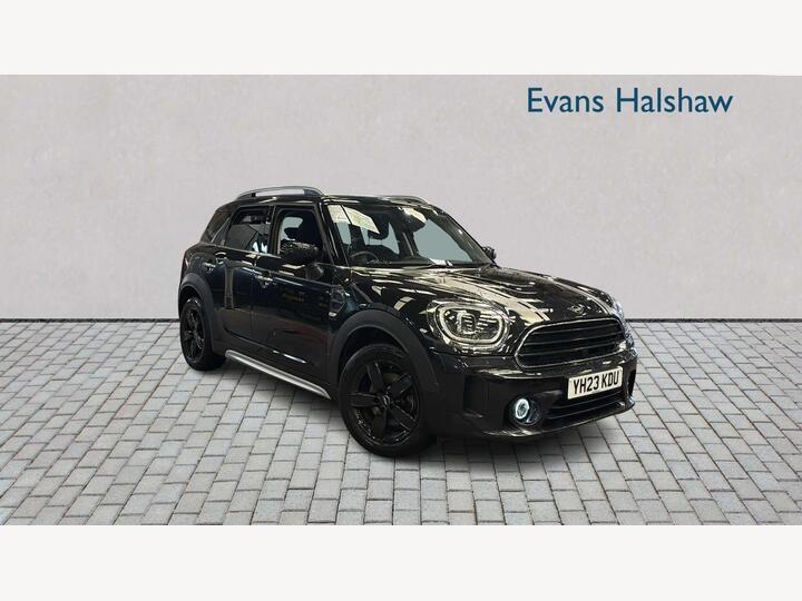 MINI COUNTRYMAN HATCHBACK 1.5 Cooper Classic Steptronic Euro 6 (s/s) 5dr MINI COUNTRYMAN HATCHBACK 1.5 Cooper Classic Steptronic Euro 6 (s/s) 5dr