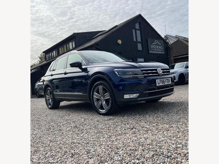 Volkswagen Tiguan 2.0 TDI BlueMotion Tech SEL DSG 4Motion Euro 6 (s/s) 5dr