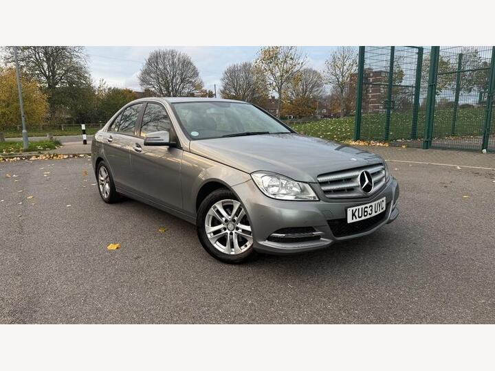 Mercedes-Benz C Class 1.6 C180 Executive SE G-Tronic+ Euro 6 (s/s) 4dr