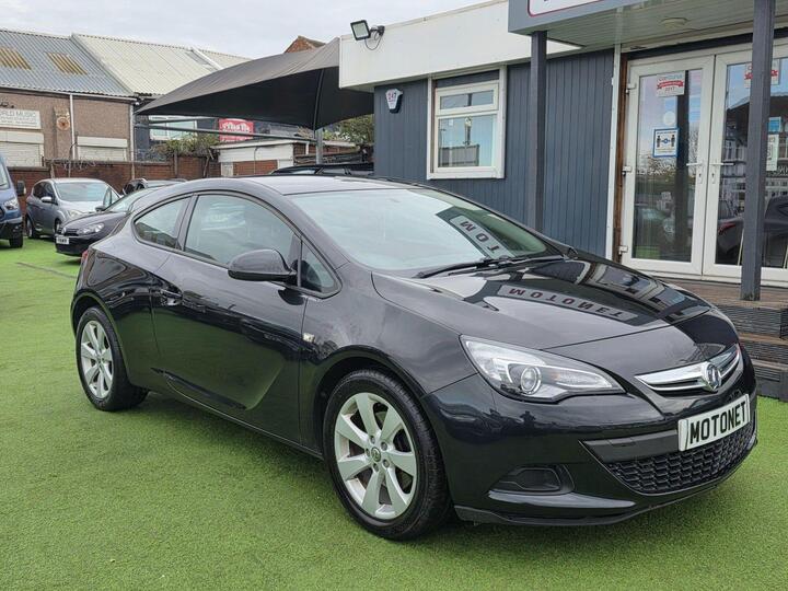 Vauxhall ASTRA GTC 1.4i Turbo Sport Euro 6 (s/s) 3dr Vauxhall ASTRA GTC 1.4i Turbo Sport Euro 6 (s/s) 3dr