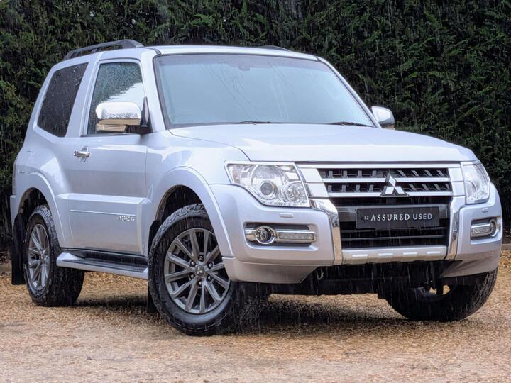 Mitsubishi Shogun 3.2 DI-DC Barbarian Auto 4WD Euro 6 3dr SWB