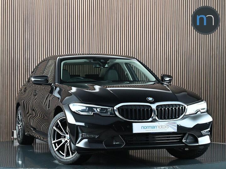 BMW 3 Series 2.0 318i Sport Auto Euro 6 (s/s) 4dr BMW 3 Series 2.0 318i Sport Auto Euro 6 (s/s) 4dr