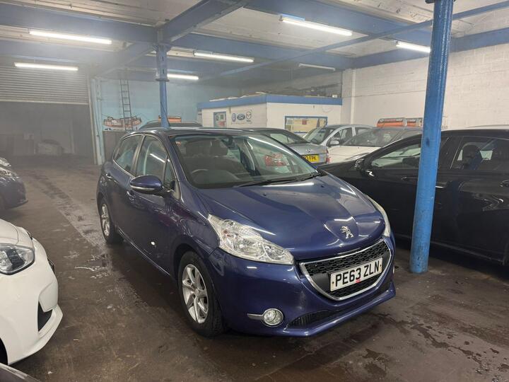 Peugeot 208 1.0 VTi Active Euro 5 5dr