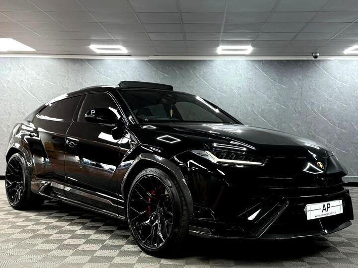 Lamborghini Urus 4.0 V8 BiTurbo S Auto 4WD Euro 6 5dr Lamborghini Urus 4.0 V8 BiTurbo S Auto 4WD Euro 6 5dr