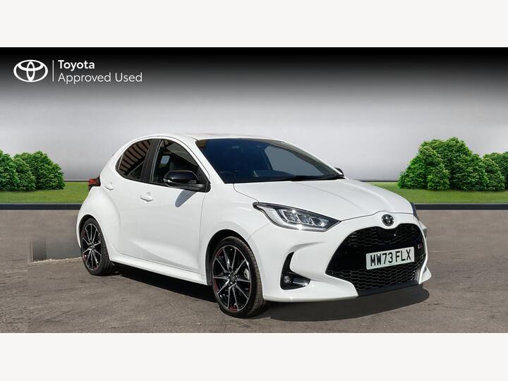 Toyota Yaris 1.5 VVT-h GR SPORT E-CVT Euro 6 (s/s) 5dr
