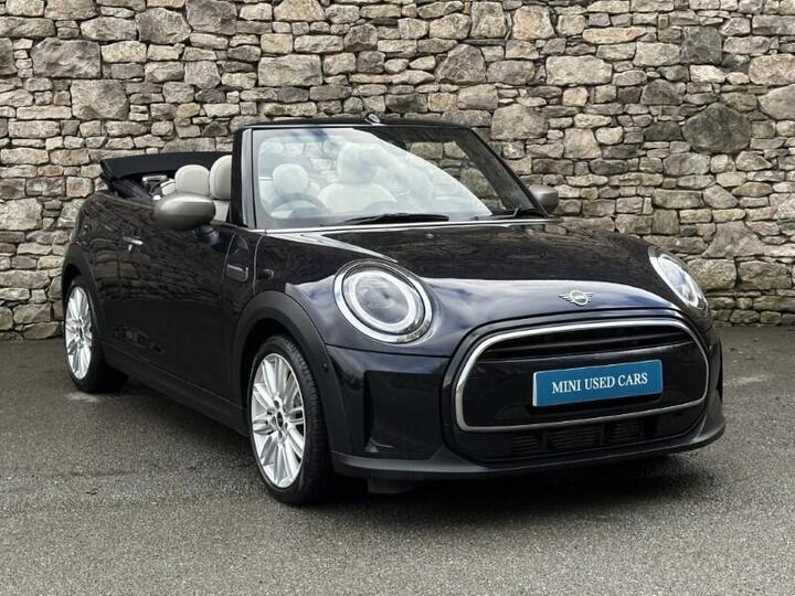 MINI Hatch 1.5C Exclusive Steptronic Euro 6 (s/s) 3dr