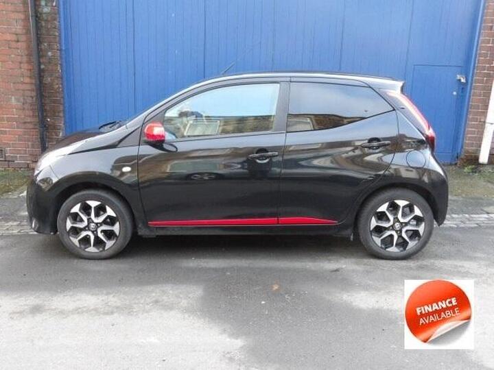 Toyota AYGO 1.0 VVT-i X-trend Euro 6 5dr Toyota AYGO 1.0 VVT-i X-trend Euro 6 5dr
