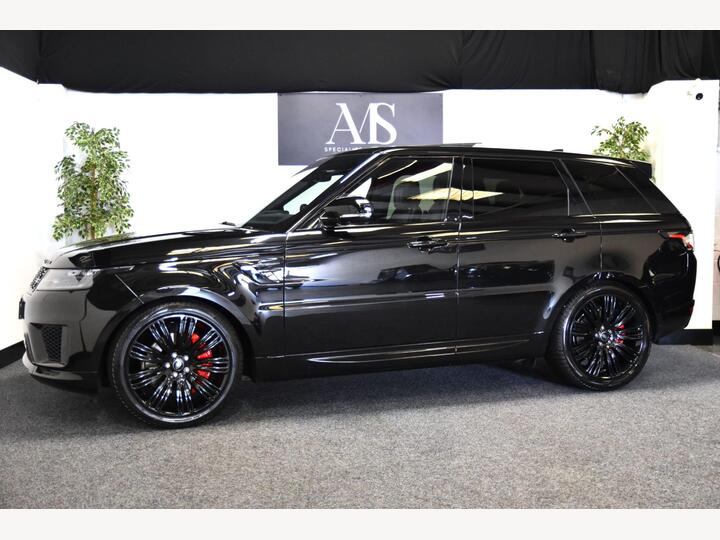 Land Rover Range Rover Sport 3.0 D300 MHEV HSE Dynamic Black Auto 4WD Euro 6 (s/s) 5dr Land Rover Range Rover Sport 3.0 D300 MHEV HSE Dynamic Black Auto 4WD Euro 6 (s/s) 5dr