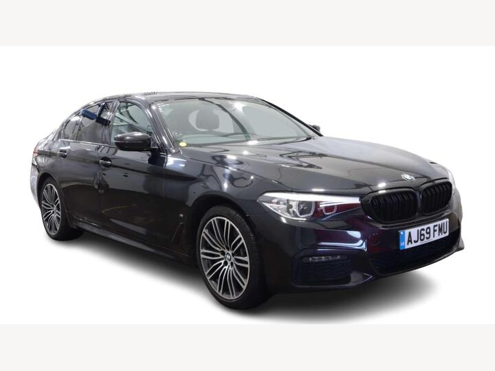 BMW 5 SERIES 2.0 530e 9.2kWh M Sport Auto Euro 6 (s/s) 4dr BMW 5 SERIES 2.0 530e 9.2kWh M Sport Auto Euro 6 (s/s) 4dr