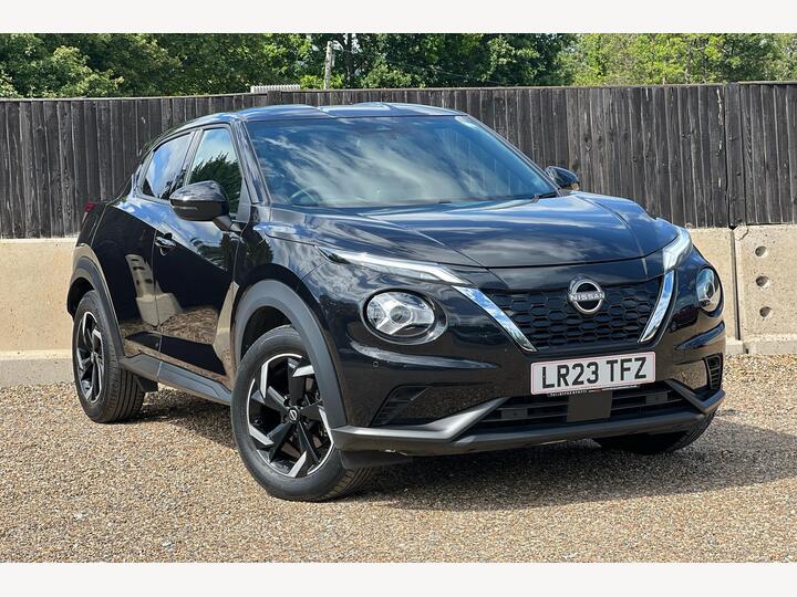 Nissan Juke 1.6 N-Connecta Auto Euro 6 5dr