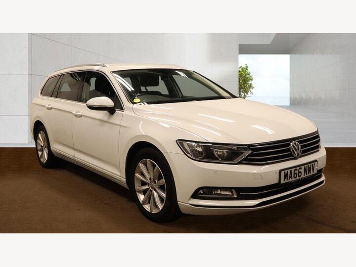 Volkswagen PASSAT 2.0 TDI BlueMotion Tech SE Business DSG Euro 6 (s/s) 5dr
