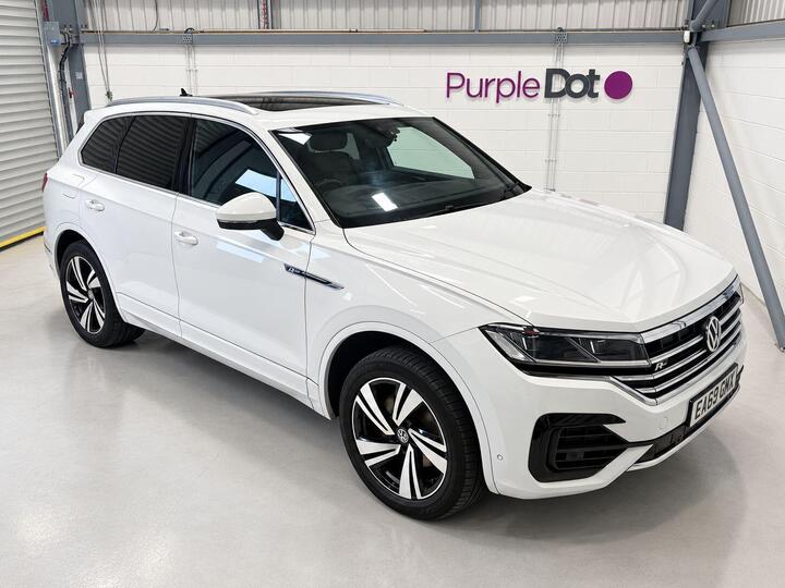 Volkswagen Touareg 3.0 TDI V6 R-Line Tech Tiptronic 4Motion Euro 6 (s/s) 5dr