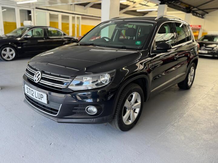Volkswagen Tiguan 2.0 TDI BlueMotion Tech SE 4WD Euro 5 (s/s) 5dr