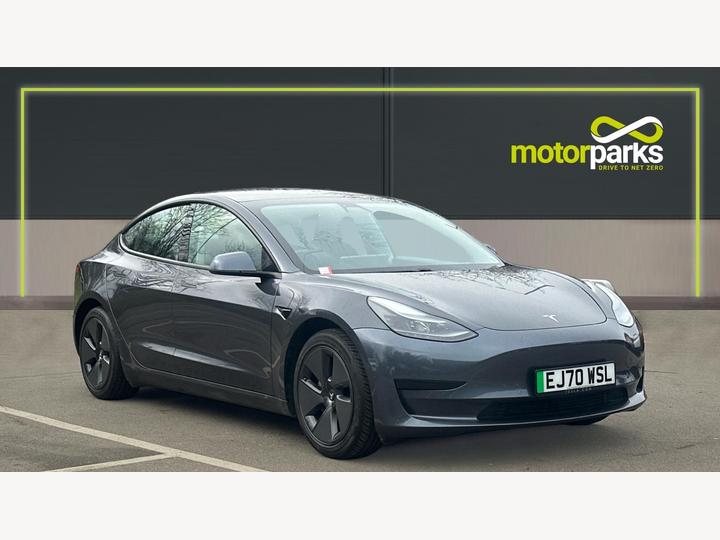 Tesla Model 3 Standard Range Plus Auto RWD 4dr