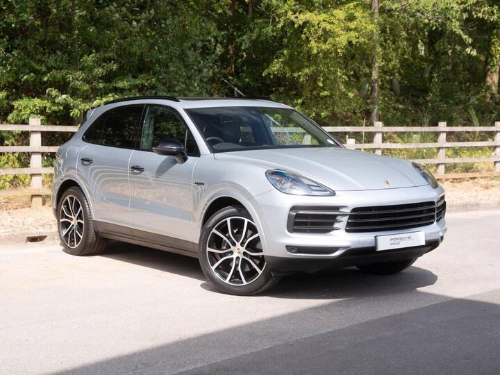 Porsche Cayenne 3.0 V6 E-Hybrid 14.1kWh TiptronicS 4WD Euro 6 (s/s) 5dr (3.6kW Charger)