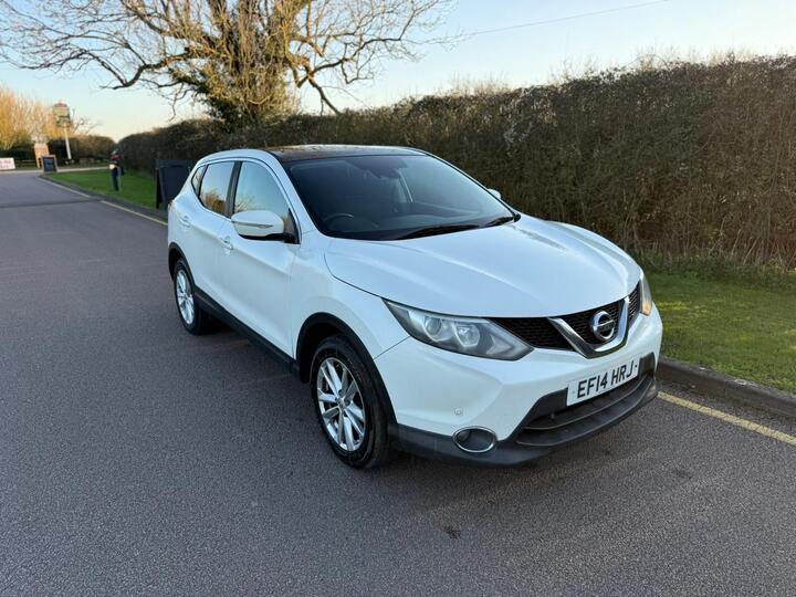 Nissan Qashqai 1.2 DIG-T Acenta Premium 2WD Euro 5 (s/s) 5dr