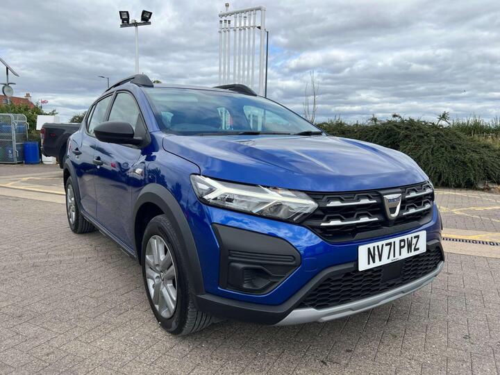 Dacia Sandero Stepway 1.0 TCe Essential Euro 6 (s/s) 5dr