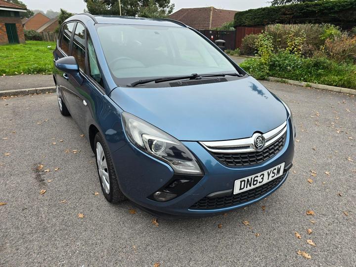 Vauxhall Zafira Tourer 1.8 16V Exclusiv Euro 5 5dr