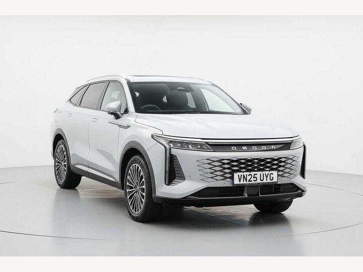 Omoda 9 1.5T SHS 34.46kWh Noble DHT3 4WD Euro 6 (s/s) 5dr