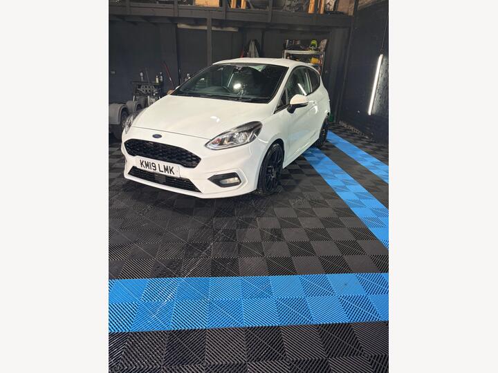 Ford Fiesta 1.0T EcoBoost ST-Line Euro 6 (s/s) 3dr