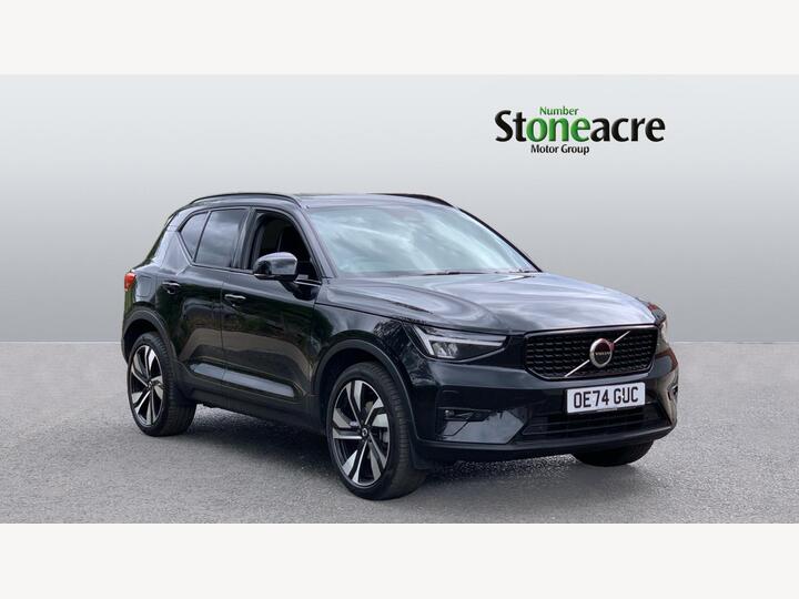 Volvo XC40 2.0 B4 MHEV Plus Dark DCT Auto Euro 6 (s/s) 5dr