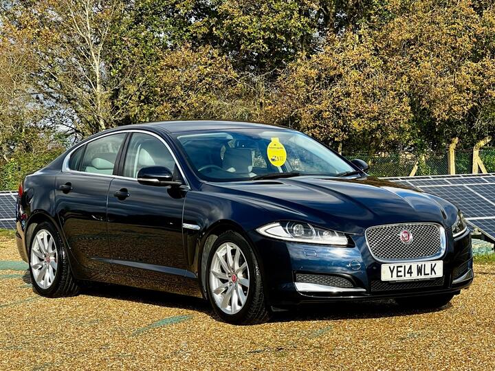 Jaguar XF 2.2d Premium Luxury Auto Euro 5 (s/s) 4dr