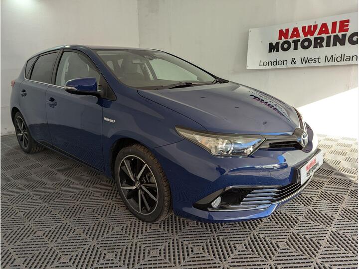 Toyota Auris 1.8 VVT-h Design CVT Euro 6 (s/s) 5dr