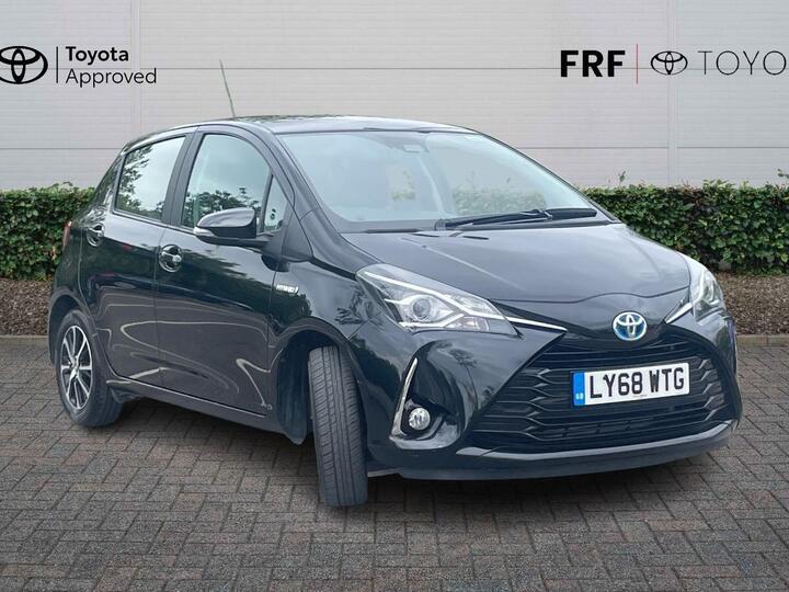 Toyota Yaris 1.5 VVT-h Icon Tech E-CVT Euro 6 (s/s) 5dr