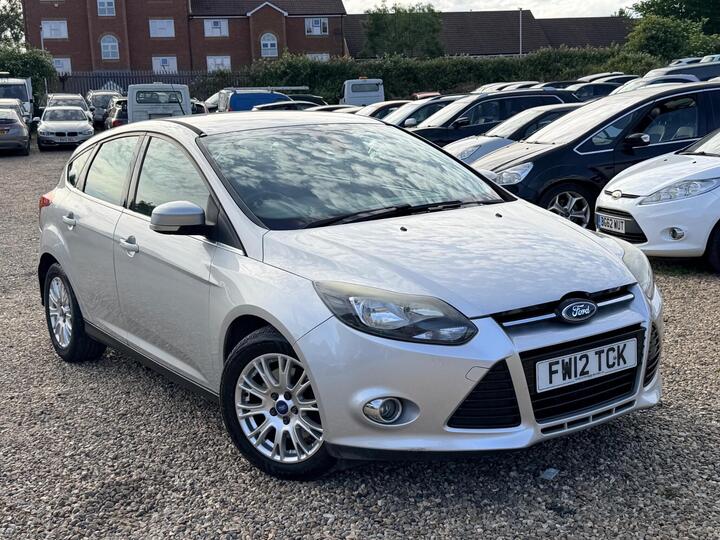 Ford Focus 1.6T EcoBoost Titanium Euro 5 (s/s) 5dr