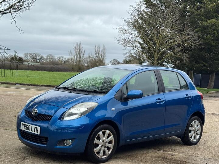Toyota Yaris 1.33 Dual VVT-i T Spirit Euro 5 (s/s) 5dr