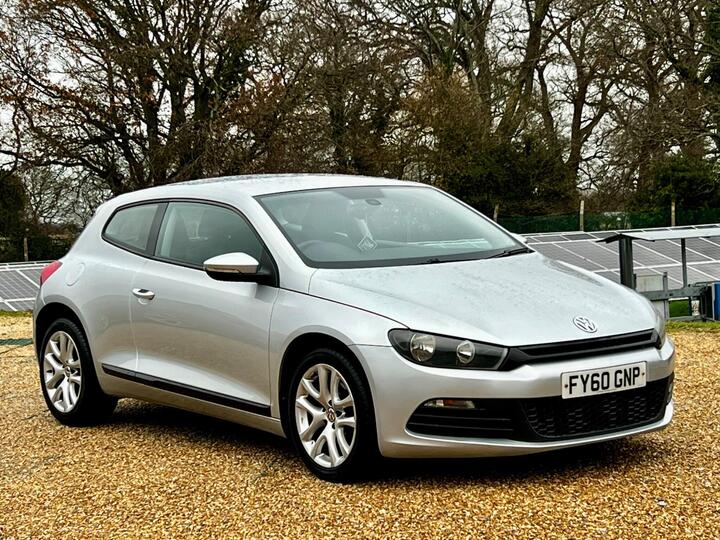 Volkswagen Scirocco 2.0 TDI DSG Euro 5 3dr