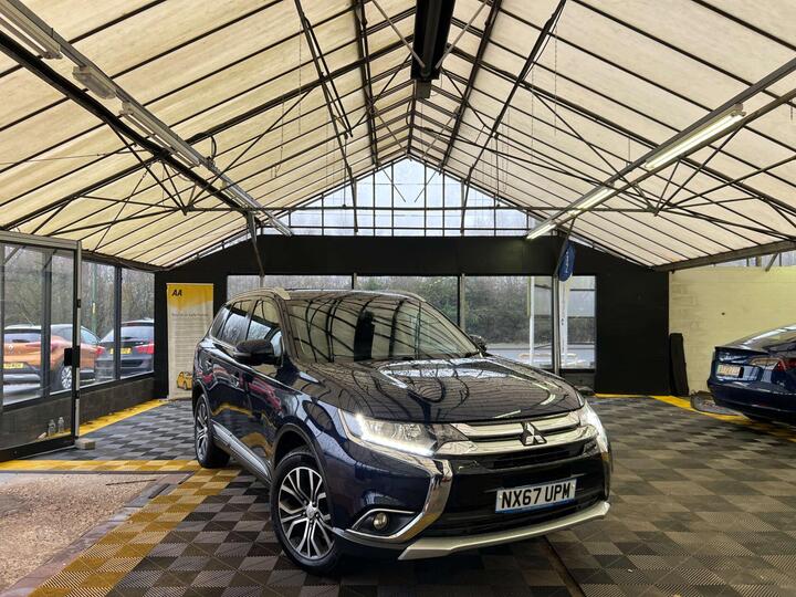 Mitsubishi OUTLANDER 2.2 DI-D 3 Auto 4WD Euro 6 5dr