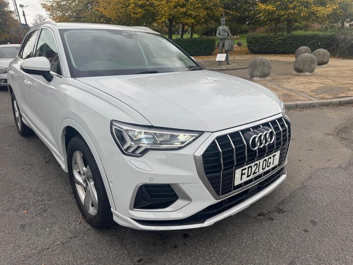 Audi Q3 1.5 TFSI CoD 35 Sport SUV 5dr Petrol S Tronic Euro 6 (s/s) (150 Ps)