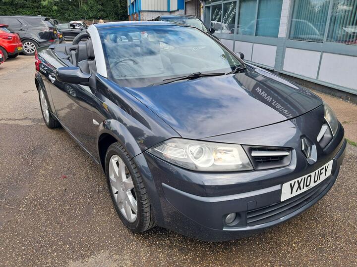 Renault Megane 1.9 DCi FAP Dynamique S 2dr Renault Megane 1.9 DCi FAP Dynamique S 2dr