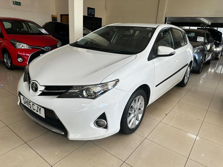 Toyota Auris 1.33 Dual VVT-i Icon Euro 5 (s/s) 5dr