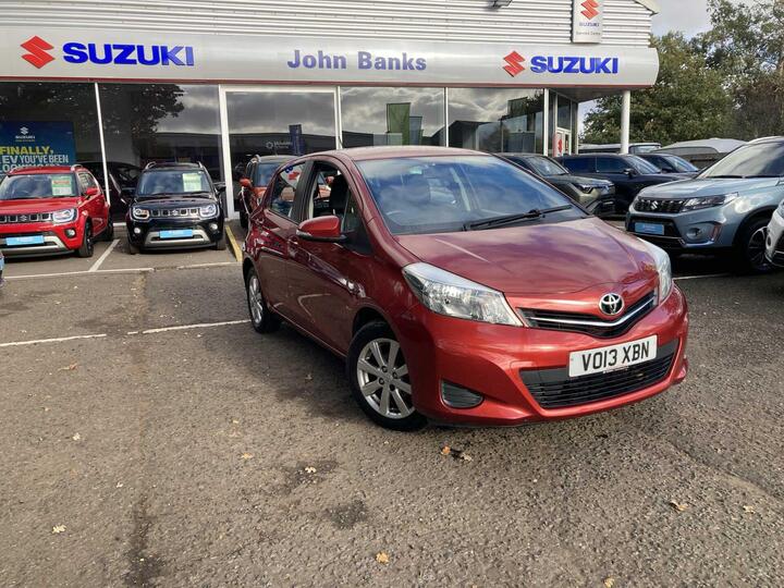 Toyota Yaris 1.33 Dual VVT-i TR Euro 5 5dr Toyota Yaris 1.33 Dual VVT-i TR Euro 5 5dr