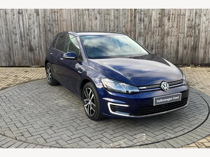 Volkswagen E-Golf 35.8kWh E-Golf Auto 5dr