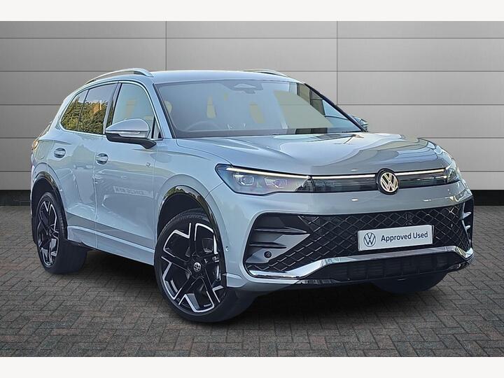 Volkswagen Tiguan 2.0 TDI R-Line DSG Euro 6 (s/s) 5dr