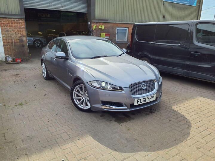Jaguar XF 2.2d Luxury Auto Euro 5 (s/s) 4dr