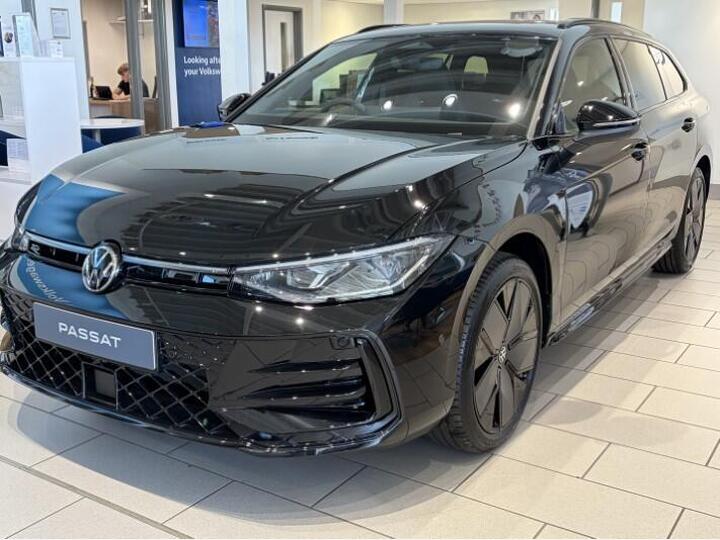 Volkswagen PASSAT 2.0 TSI R-Line DSG Euro 6 (s/s) 5dr