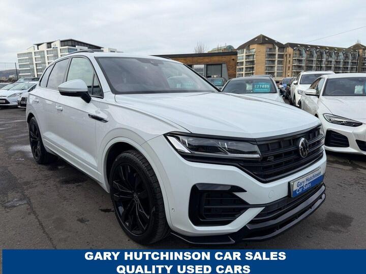 Volkswagen TOUAREG 3.0 TDI V6 R-Line Tech Plus Tiptronic 4Motion Euro 6 (s/s) 5dr Volkswagen TOUAREG 3.0 TDI V6 R-Line Tech Plus Tiptronic 4Motion Euro 6 (s/s) 5dr